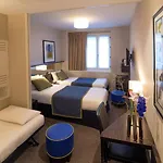 Charing Cross Hotel