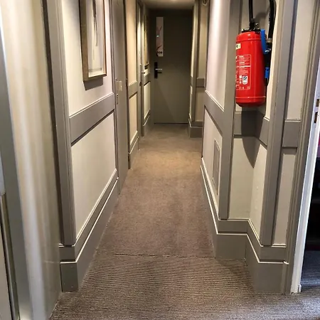 챠링 크로스 호텔