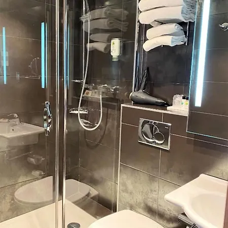 Charing Cross Hotel 3*