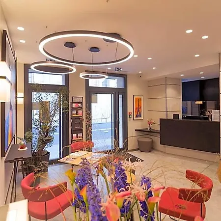 Hotel Charing Cross
