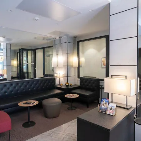 Charing Cross Hotel