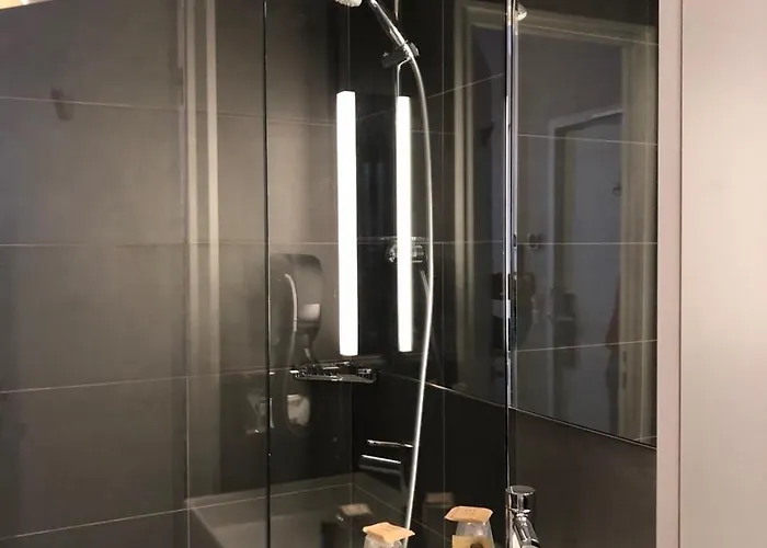 Hotel Charing Cross 3*