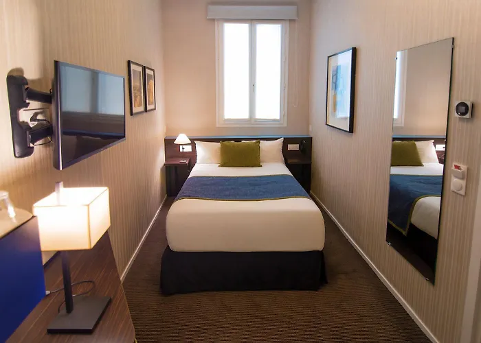 Charing Cross Hotel Paris