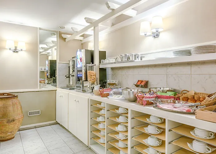 Charing Cross Hotel Paris