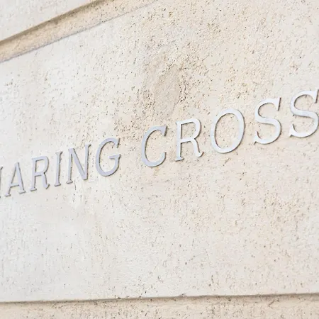 Charing Cross Paryż