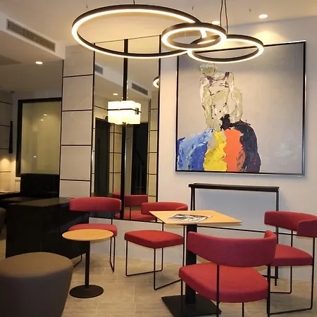 Отель Charing Cross 3*