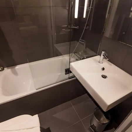 オテル チャリング クロス パリ