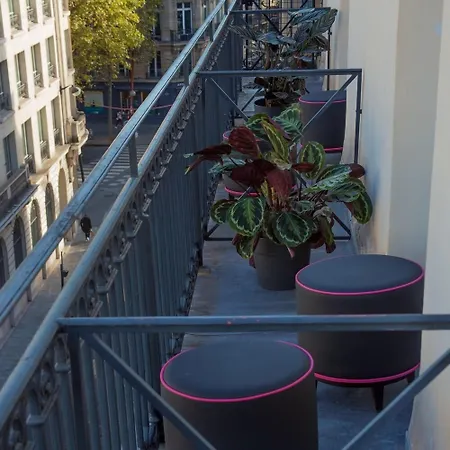 Charing Cross Отель Париж