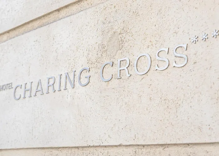 Charing Cross Париж