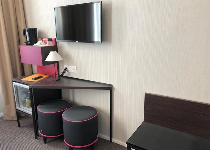 Charing Cross Париж